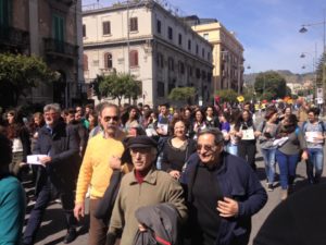 BarcellonaLabLibera-300x225 Anche Barcellona marcia in ricordo delle vittime innocenti di mafia: oltre 30mila presenze a Messina