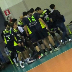 thumbnail_004-300x300 Pallavolo. L'Ottica Sottile si regala un Natale ad alta quota, con Sciacca i ragazzi di Enza Torre conquistano l'ottavo successo