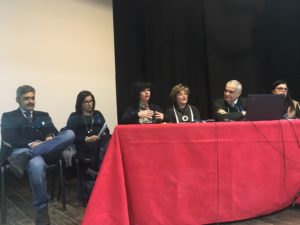 Tutti-i-relaori-interni-ed-esterni-1-300x225 L'I.I.S. "E.Medi" ha celebrato il Safer Internet Day contro bullismo e cyberbullismo