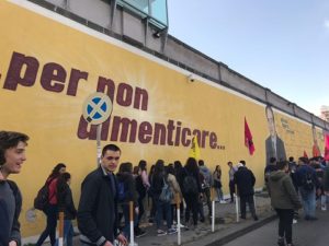 WhatsApp-Image-2018-03-21-at-20.20.26-2-300x225 Barcellona, l'Istituto Enzo Ferrari ha partecipato alla manifestazione in ricordo delle vittime di mafia di Catania