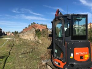 WhatsApp-Image-2019-02-01-at-19.57.451-300x225 Barcellona, avviata la bonifica di un terreno tra via Cairoli e Montecroci